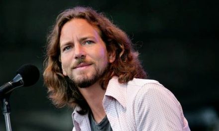 Eddie Vedder faz cover de imagine do John Lennon