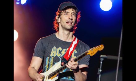 Albert Hammond Jr., do The Strokes, lança novo álbum solo ‘Melodies On Hiatus’