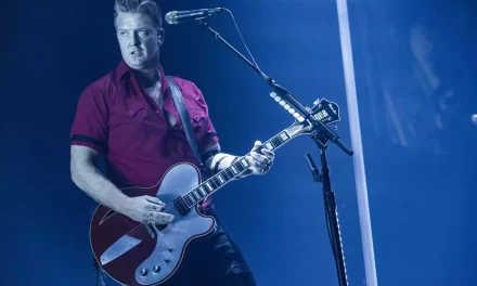 Queens of the Stone Age e Pitty são confirmados no The Town