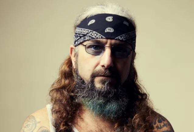 MIKE PORTNOY Afirma que as Sessões de Composição para o Próximo Álbum do DREAM THEATER Estão “Correndo Maravilhosamente”