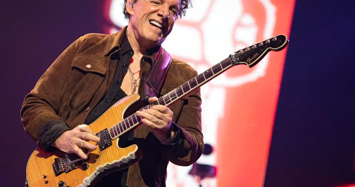 Neal Schon do Journey Culpa Avenged Sevenfold por Problemas Técnicos no Rock in Rio 2024