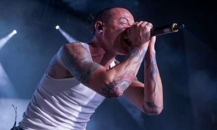 A mãe de Chester Bennington se sente “traída” com o retorno do Linkin Park